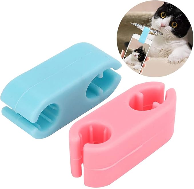 Pet Selfie Clip Silicone Non Toxic Durable Jaw Design Helps Record Beautiful Moments with Pets Universal for Cats and Dogs Blue Pink 5cm 2pcs