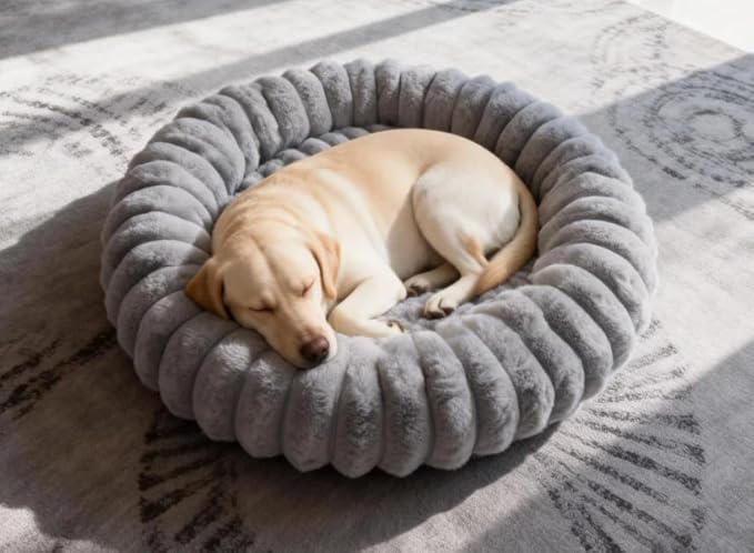 Donut Dog and Cat Bed, Luxurious Comfortable Faux Rabbit Fur Pet Beds, Round Anti-Anxiety Calming Puppy Kitten Bed with Anti-Slip Bottom for Small Medium Dogs & Cats(31", Grey)