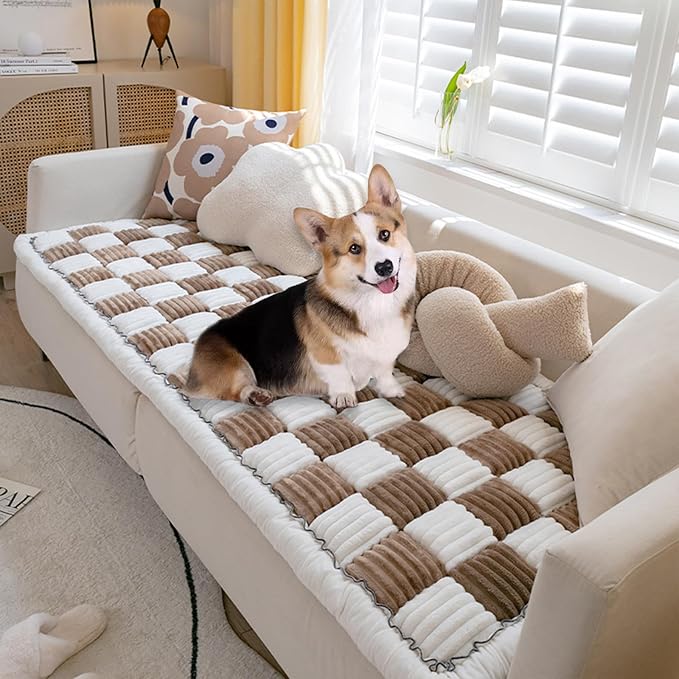 FunnyFuzzy Cream-Coloured Plaid Square Pet Mat Bed Couch Cover, Winter Thickened Dog Bed Cover Pet Blanket Sofa Couch Furniture Protector For Kids Dog Cat(Size:19.6*19.6 in,Color:Dark Brown)