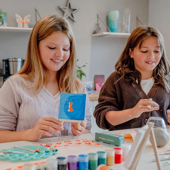 Sculpd Kids Painting Kit, Paint Craft Set for Kids Age 4 to 6, Includes 10 Colour Paint Set, 4 Paint Pens, 2 Canvases, Easels, Magnetic Picture Frame, Additional Art Supplies and Free Guidebook