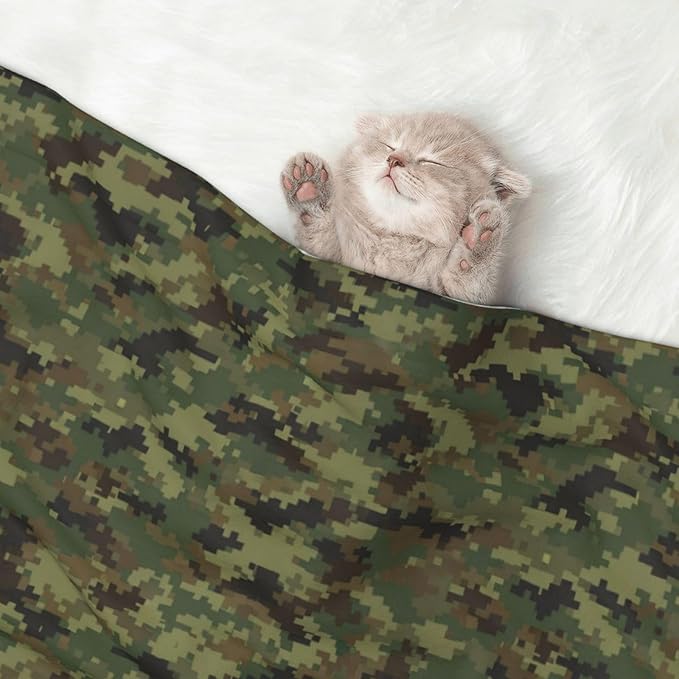 Reversible Plush Dot Pet Blanket for Dogs and Cats, Camo Camouflage Hunting Green, Ultra Soft Two Sided Design with Warm Fuzzy Side and Smooth Side for Comfort
