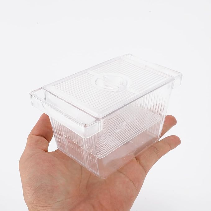 Aquarium Fish Breeder Box, Transparent Fish Breeder Tanks, Baby Fish Breeder Box with 2 Suction Cups, Partitioned Fish Hatching Box, Breeder Box for Fish Tank, Small