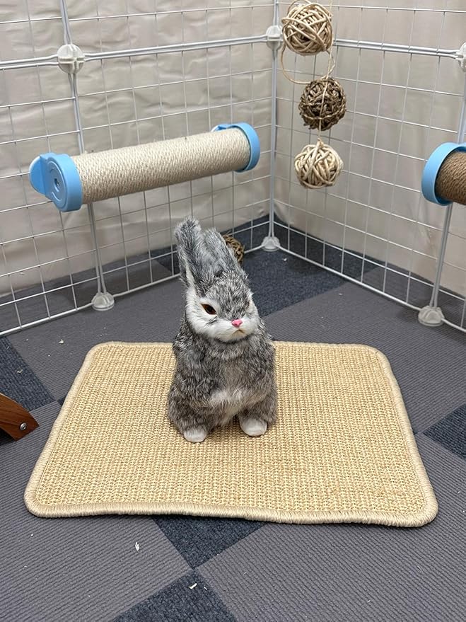 Lagre Rabbit Scratcher Mat 2 Pack Natural Sisal Bunny Scratching Mats, Small Animal Scratch Pad Rug for Indoor Grinding Claw Pad for Guinea Pigs Chinchillas (Beige)