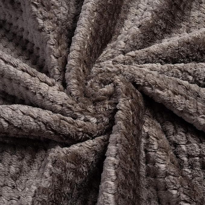 Pet Blanket Warm Soft Dog Blankets Washable Cat Throw Blankets Sofa Bed Couch Furniture Protector Cover for Small Medium Large Dogs Cats, Khaki, 16" x 24"