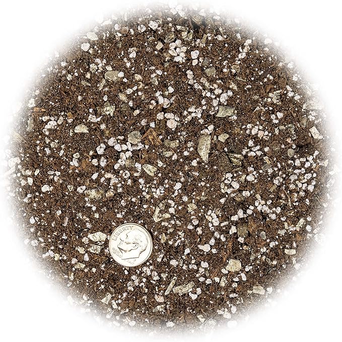 Gardenera Organic Moisture Control Potting Mix - Absorbs 33% More Water Than Basic Potting Soil - 2 Quart